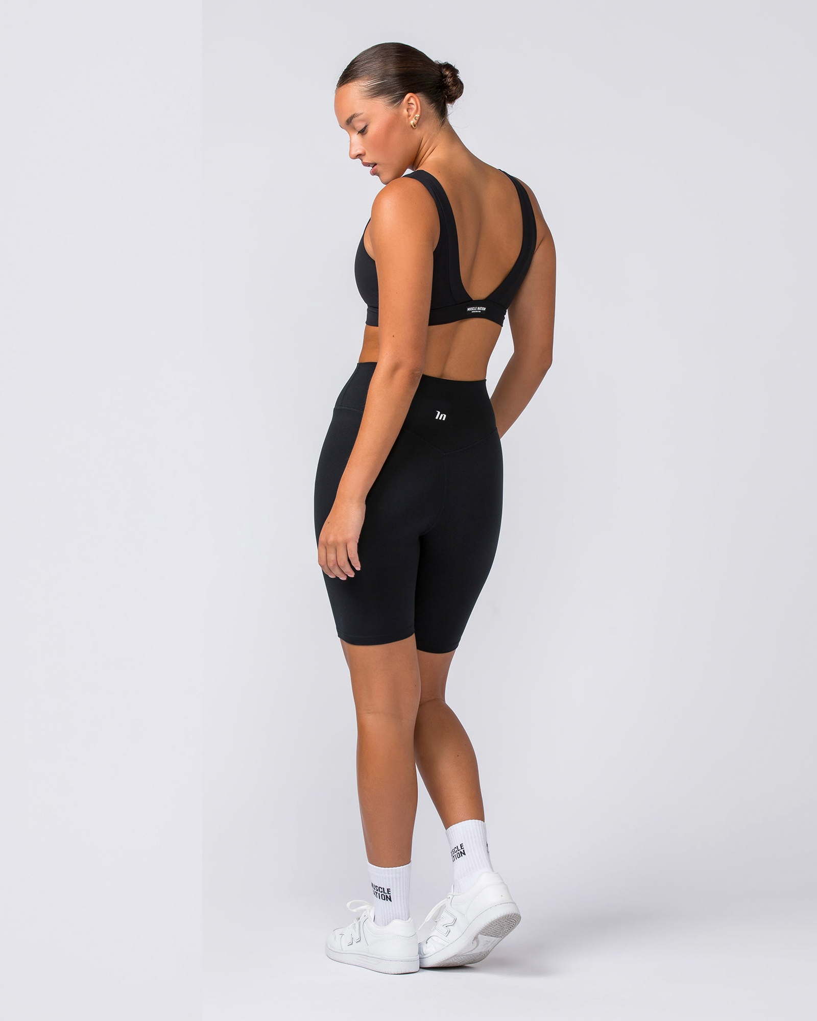 Zero Rise Everyday Referee Length Shorts - Black