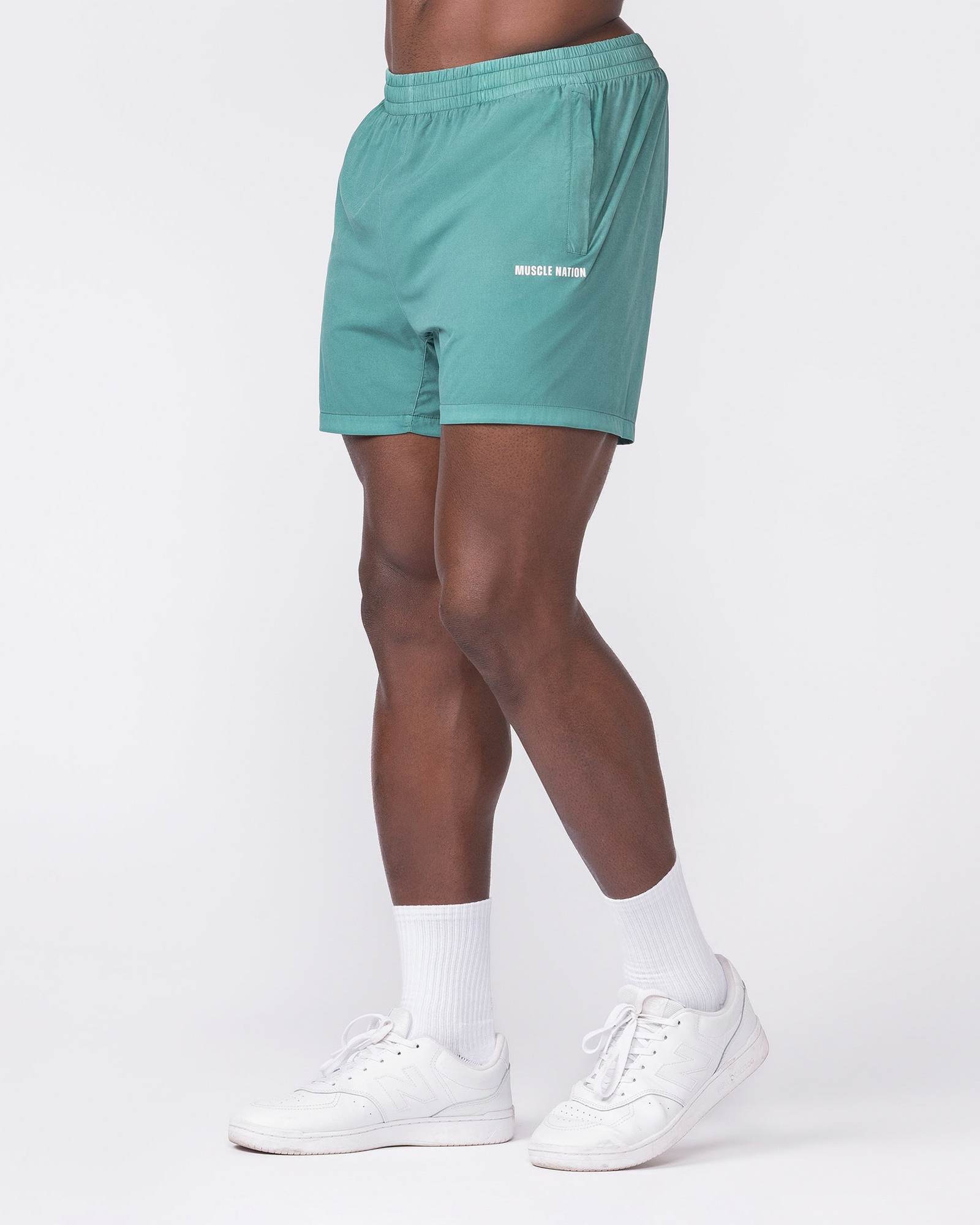 Essential Vintage 3.5" Active Shorts - Washed Leaf